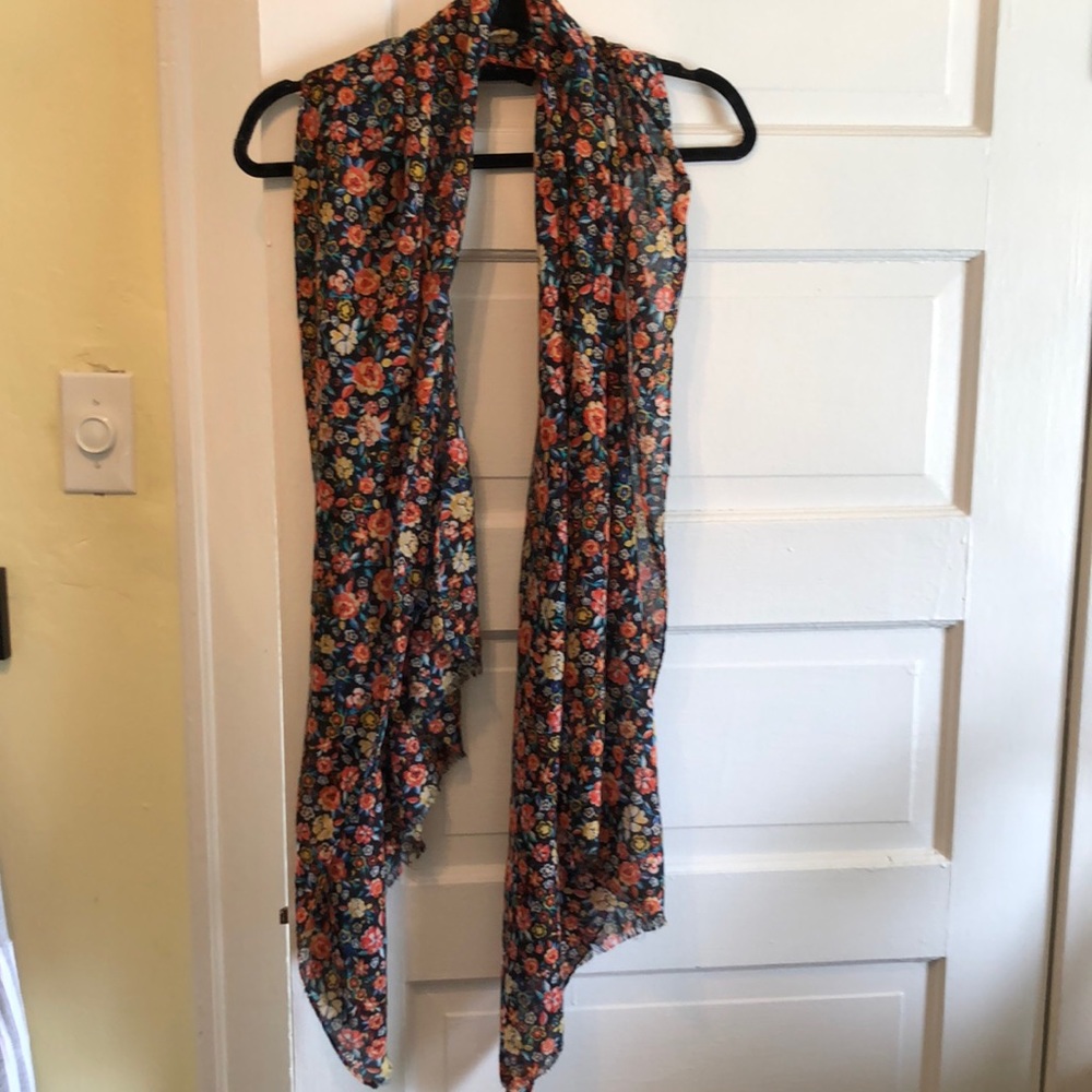 Old navy women gauzy scarf